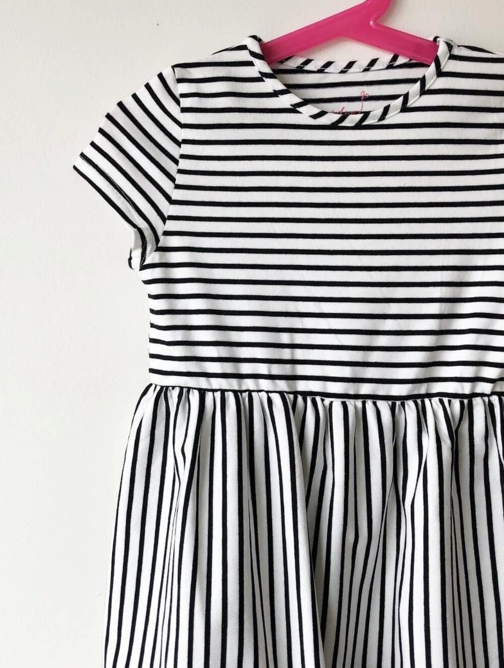 Girls' Black & White Striped Short-Sleeve Casual Dress